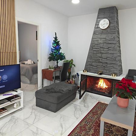 Relax House Barcelone Villa Sant Esteve Sesrovires Ngoại thất bức ảnh