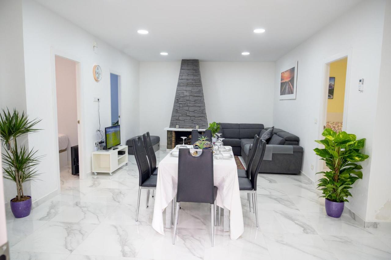 Relax House Barcelone Villa Sant Esteve Sesrovires Ngoại thất bức ảnh