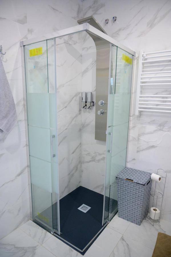 Relax House Barcelone Villa Sant Esteve Sesrovires Ngoại thất bức ảnh