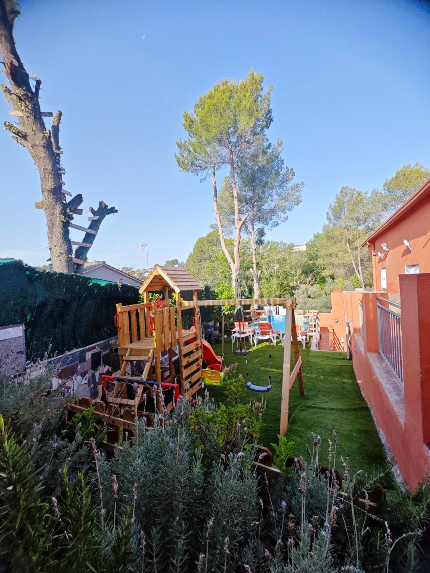 Relax House Barcelone Villa Sant Esteve Sesrovires Ngoại thất bức ảnh