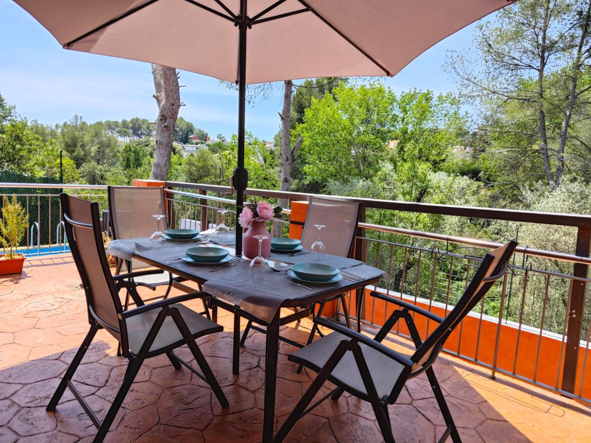 Relax House Barcelone Villa Sant Esteve Sesrovires Ngoại thất bức ảnh