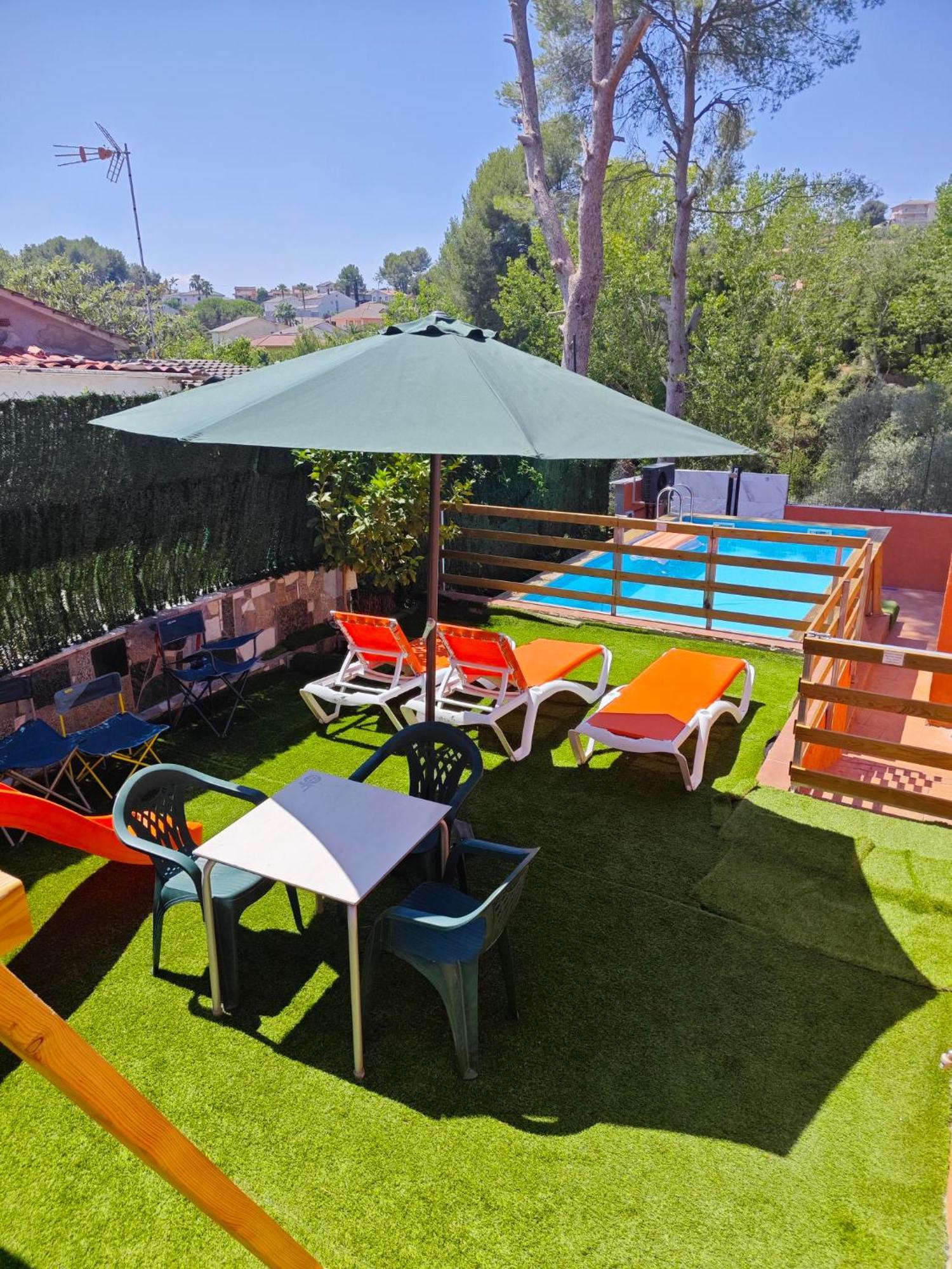 Relax House Barcelone Villa Sant Esteve Sesrovires Ngoại thất bức ảnh