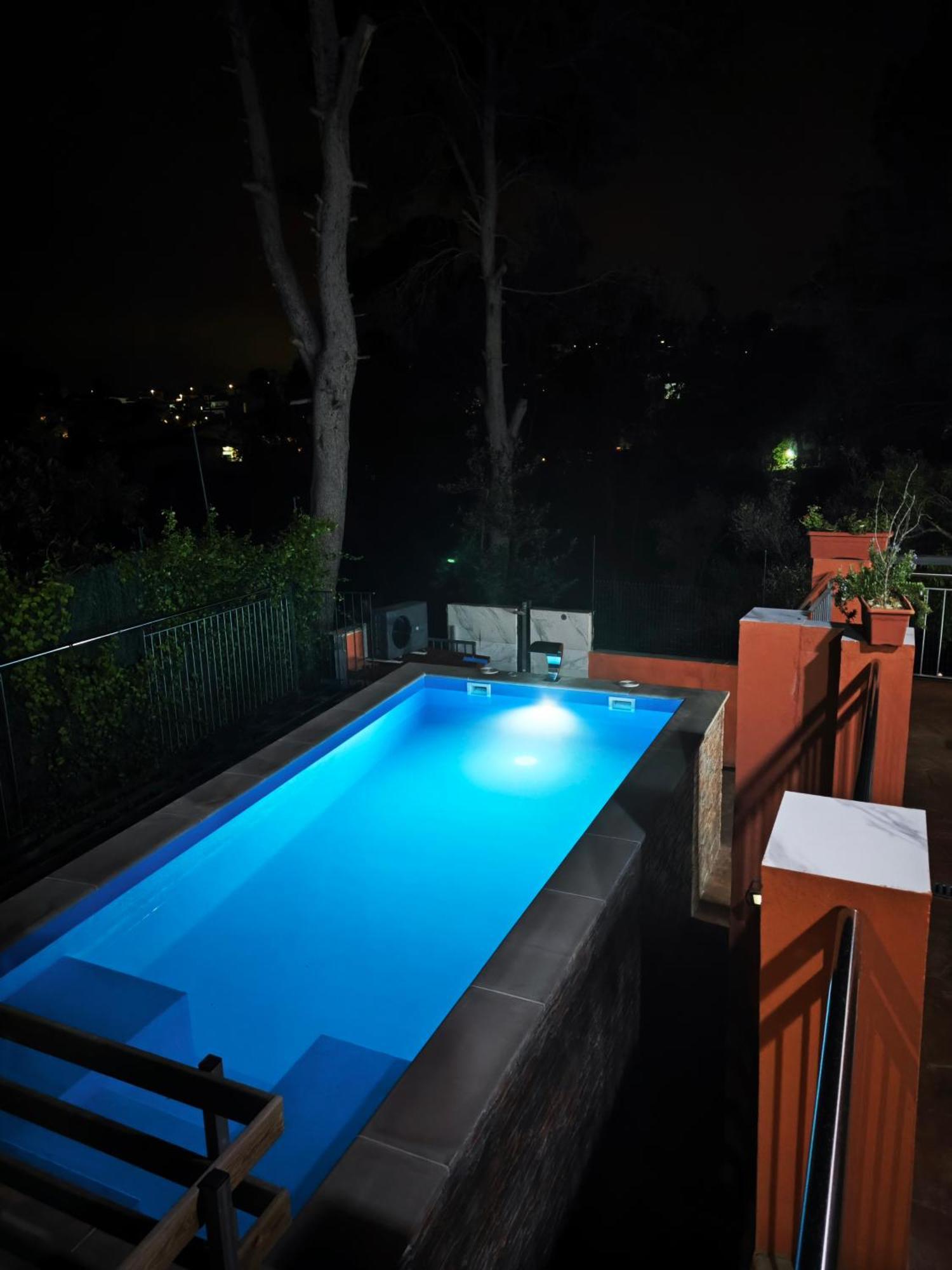 Relax House Barcelone Villa Sant Esteve Sesrovires Ngoại thất bức ảnh